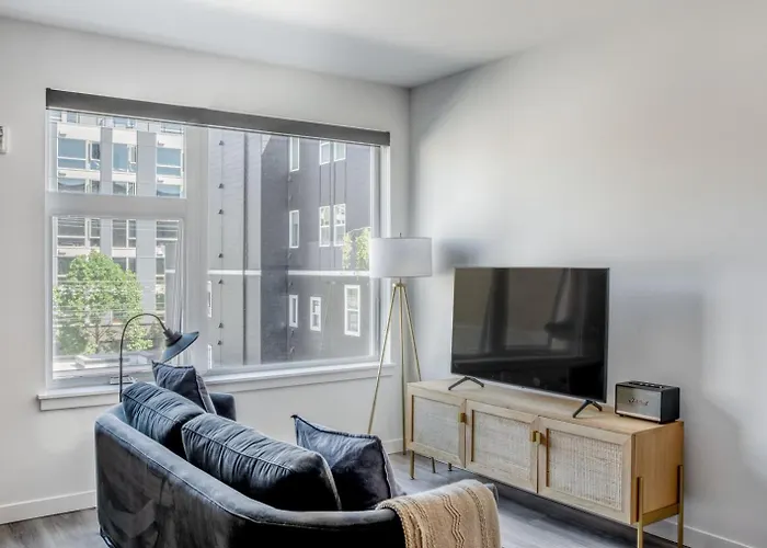 Capitol Hill Studio W Gym Bike Storage Nr I5 Sea-896A